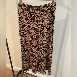 Wilfred (Aritzia) Leopard Midi Skirt